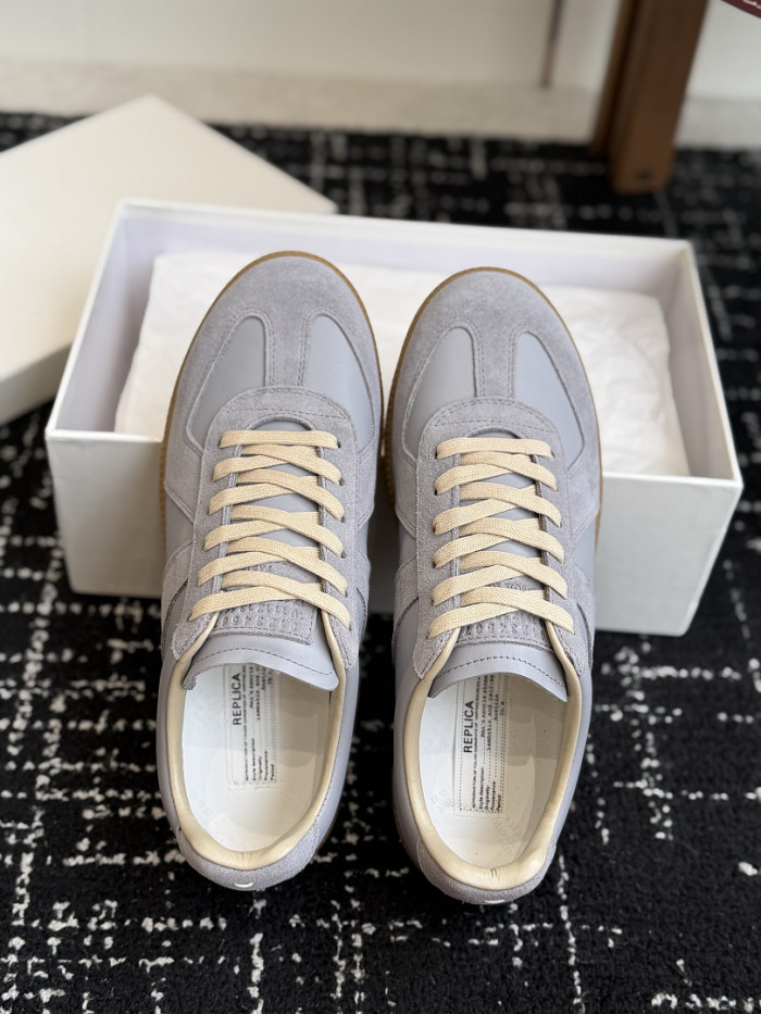 Ma1s0n Marg*e1a CALFSKIN S57WS0434