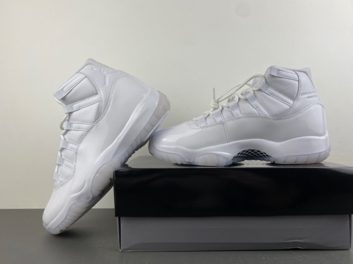 Air Jordan 11 Retro Comme des Garçons Homme Plus White IV7639-100