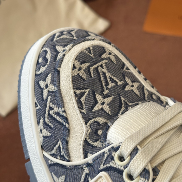 LV sneakers L0000824