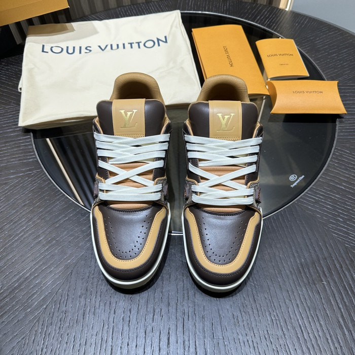 LV snekaers L0000771