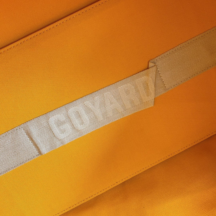 G09ard TRAVEL BAG 45CM GY10