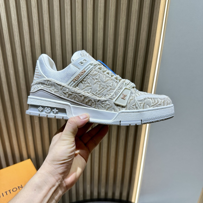 LV snekaers L0000872