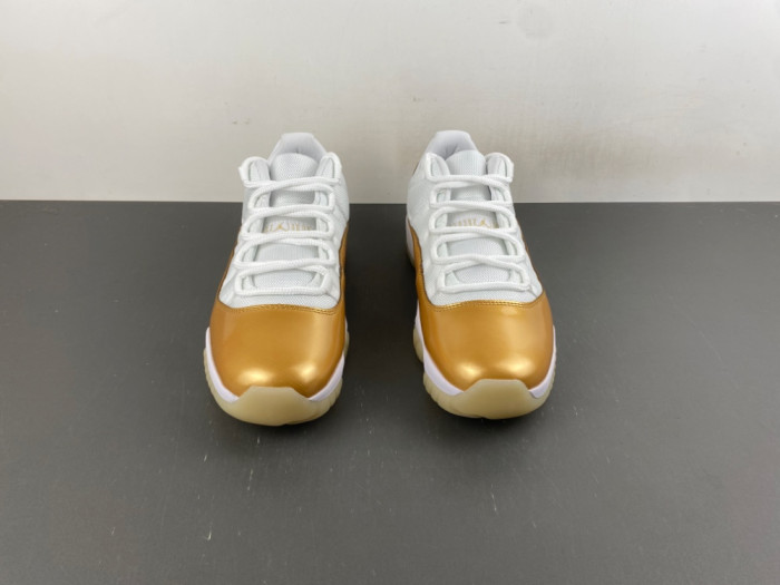Air Jordan 11 Low Mother