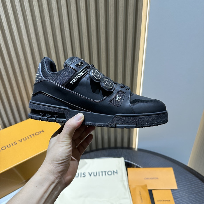LV snekaers L0000778