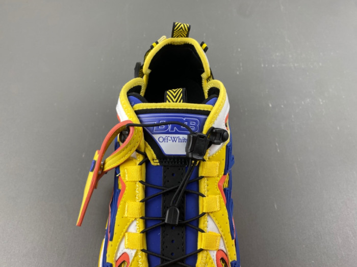 Off-White Be right back OWIA289F64