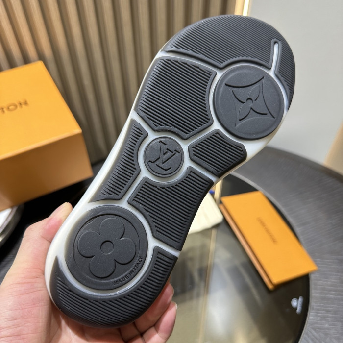 LV snekaers L0000838