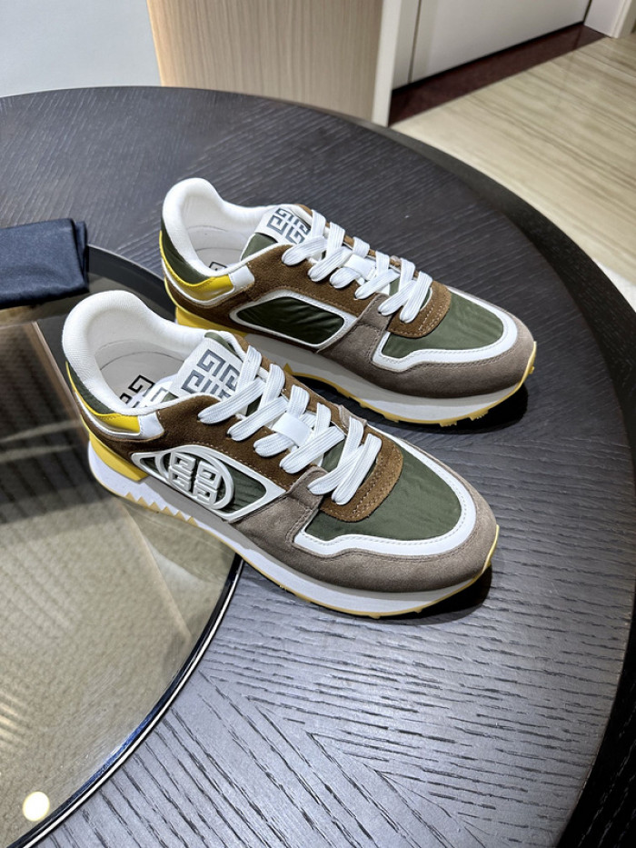 Givenchy Sneakers 660034