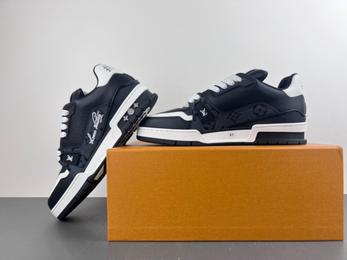 LV snekaers L0000759