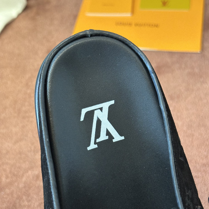 L&V sandal 277