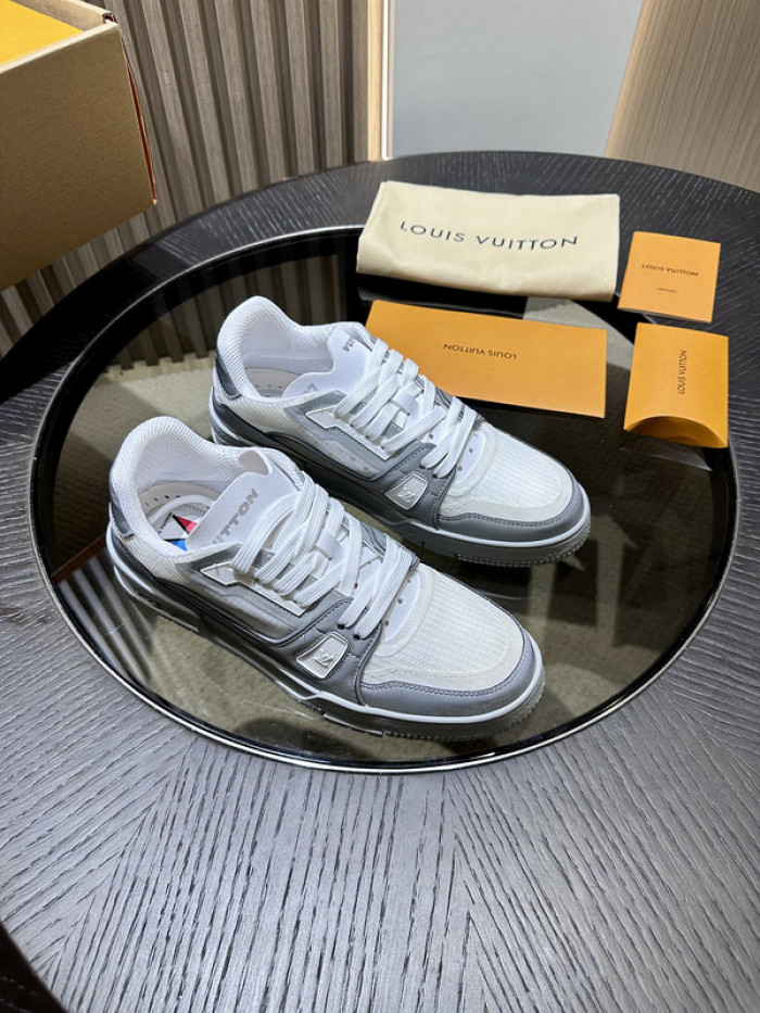 LV snekaers L0000366