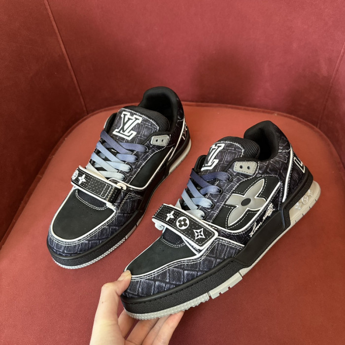 LV snekaers L0000459