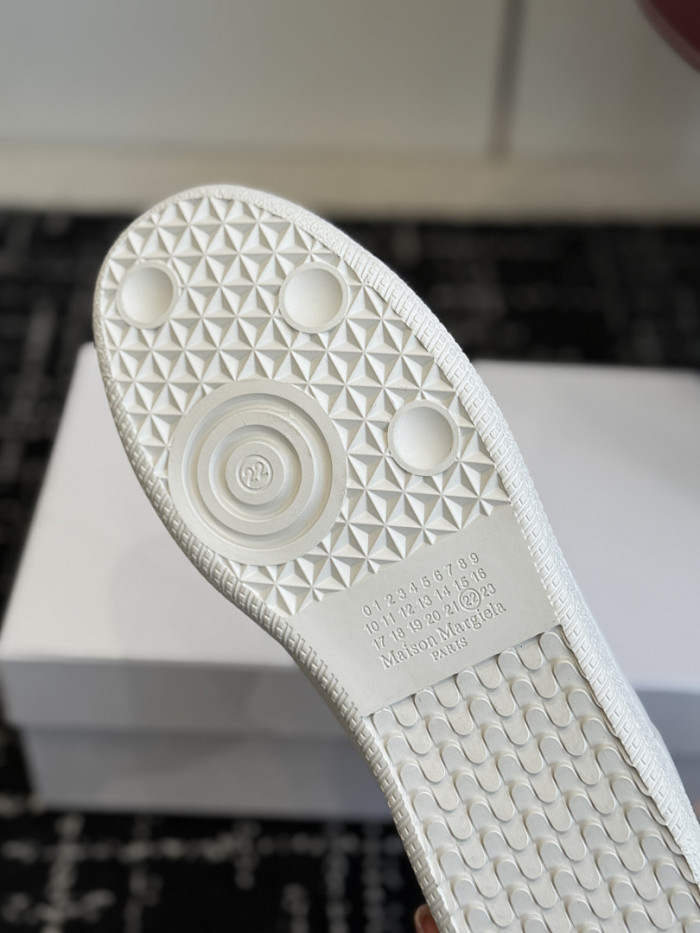 Ma1s0n Marg*e1a CALFSKIN S57WS0364