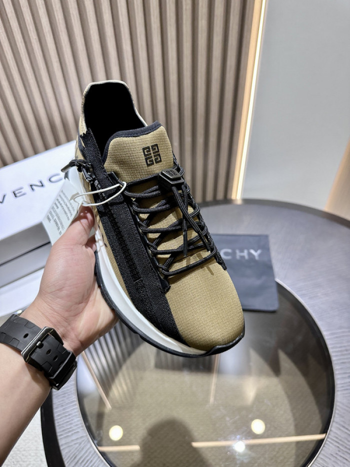 Givenchy Sneakers 660040
