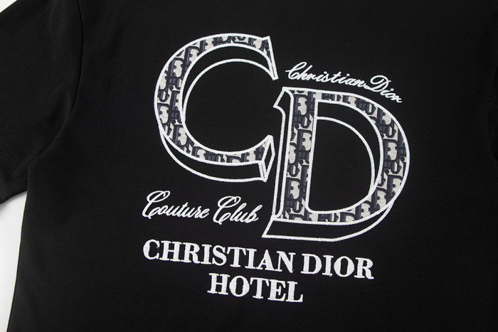 D1OR T-SHIRT DR64