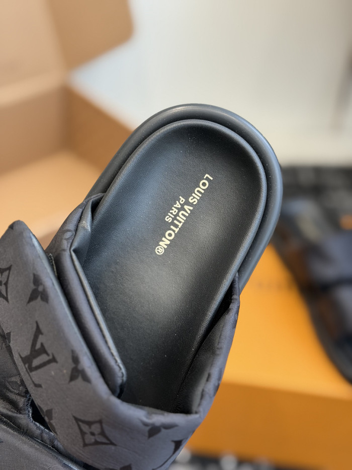 L&V sandal 249