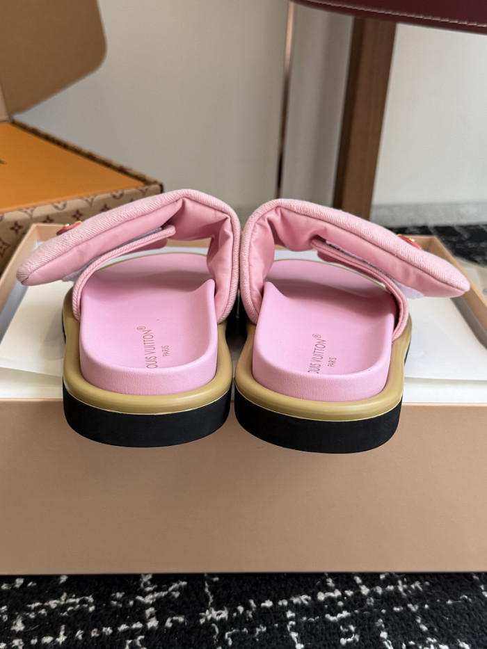 L&V sandal 270