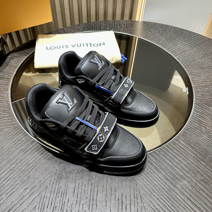 LV snekaers L0000698