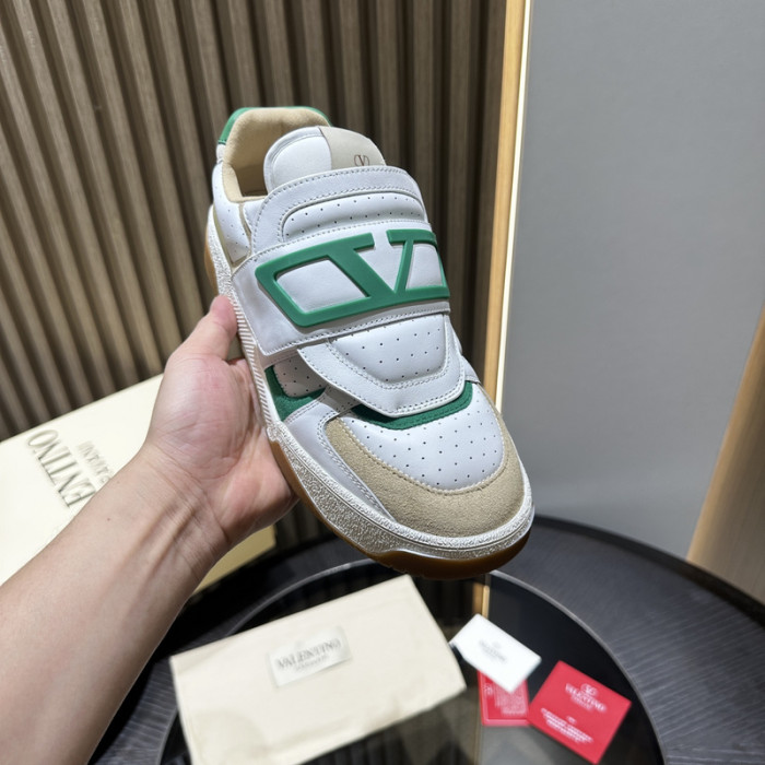 Va1e*ntin0 sneakers vt048