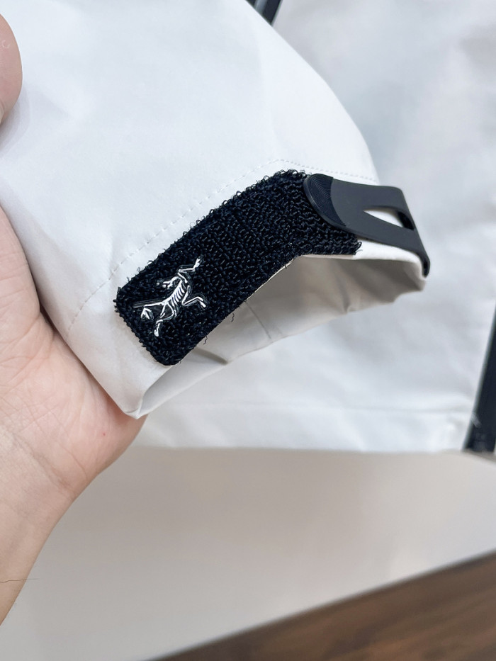 ARCTERYX JACKET AX01