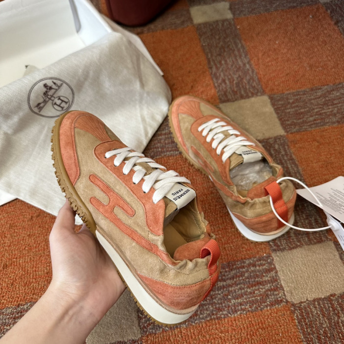 H**me5 snekaers hm042