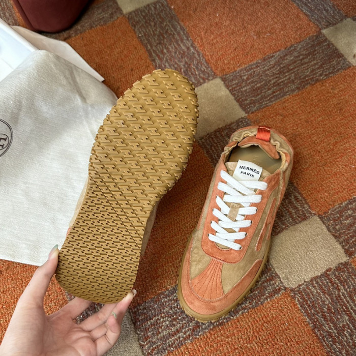 H**me5 snekaers hm042