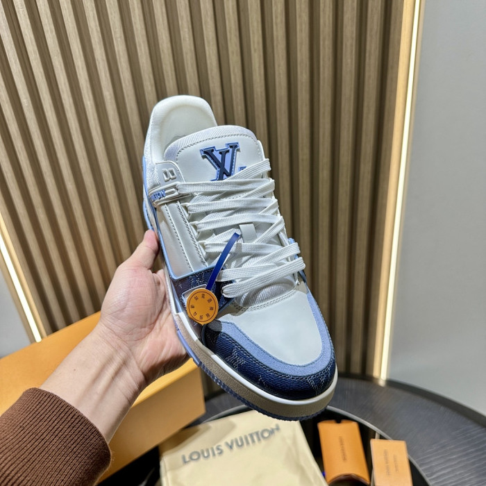 LV snekaers L0000727