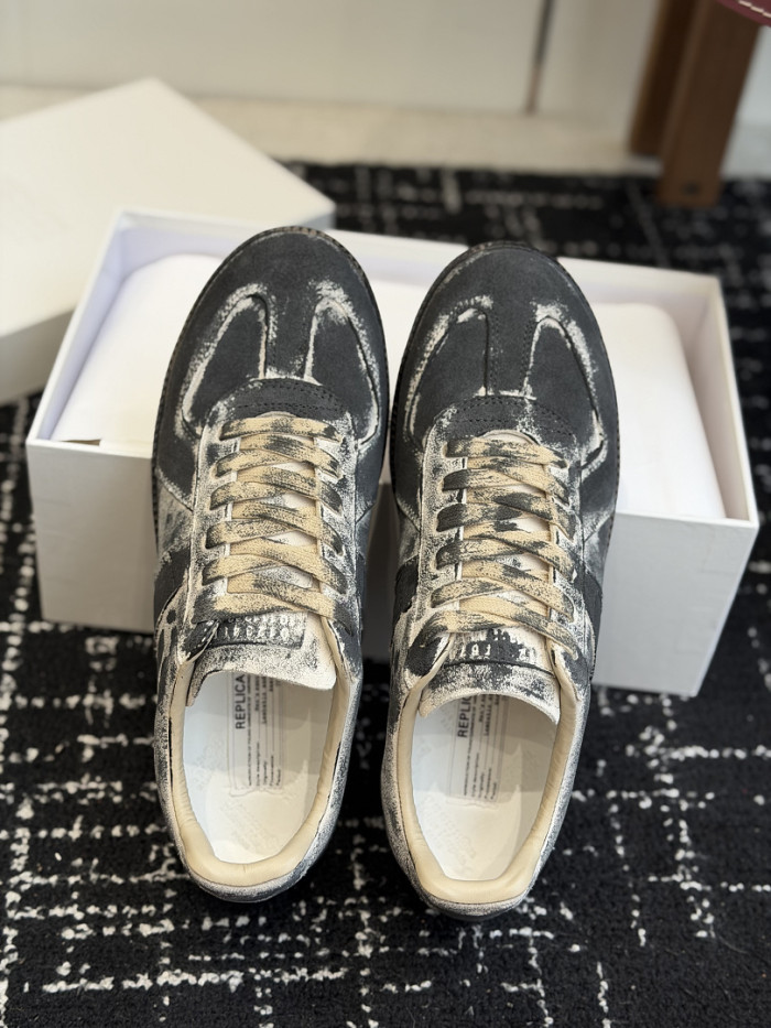 Ma1s0n Marg*e1a CALFSKIN S57WS0377
