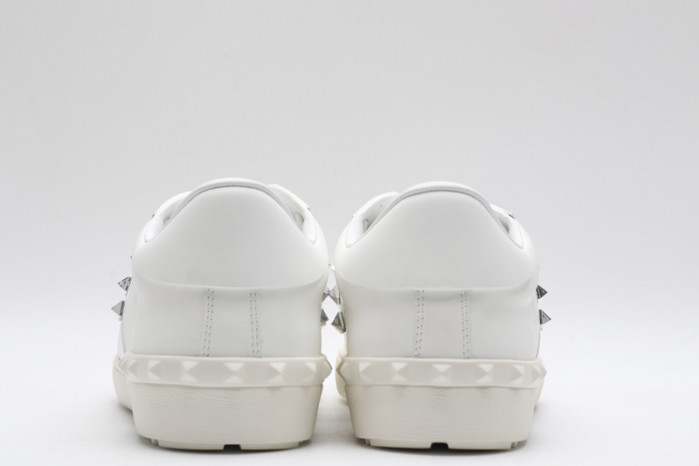 Va1e*ntin0 sneakers vt024