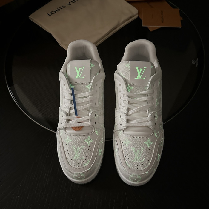 LV snekaers L0000882