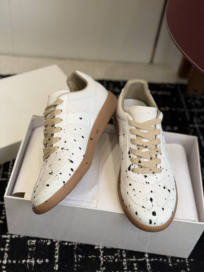 Ma1s0n Marg*e1a CALFSKIN S57WS0375