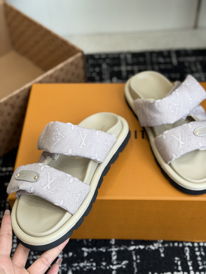 L&V sandal 256