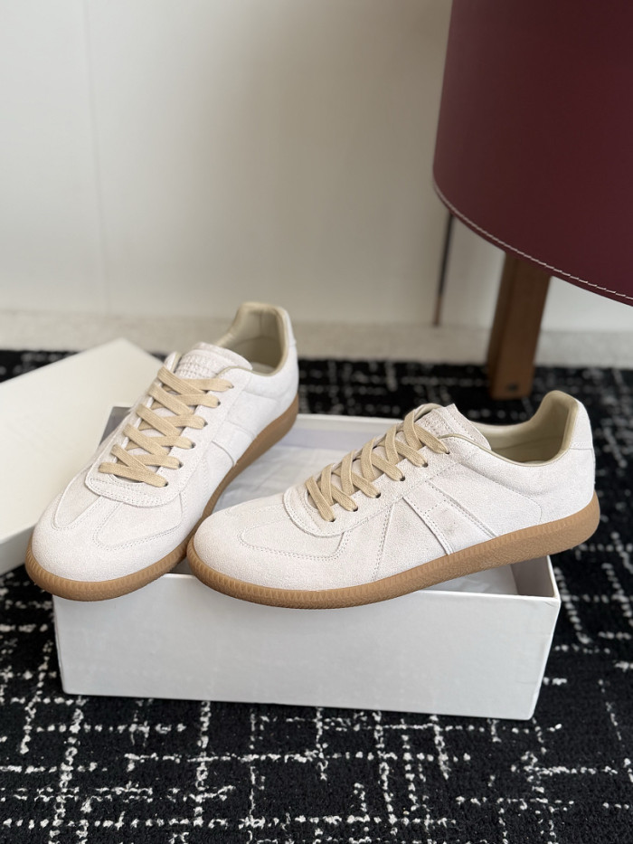 Ma1s0n Marg*e1a CALFSKIN S57WS0432