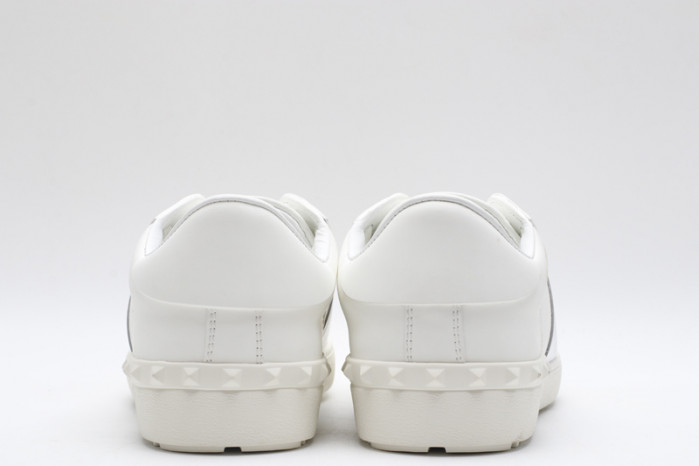 Va1e*ntin0 sneakers vt013