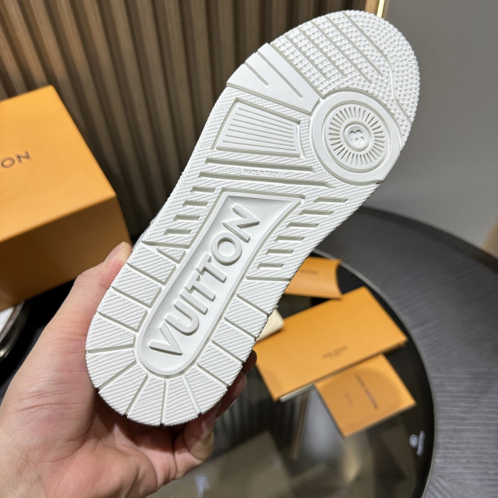 LV snekaers L0000830