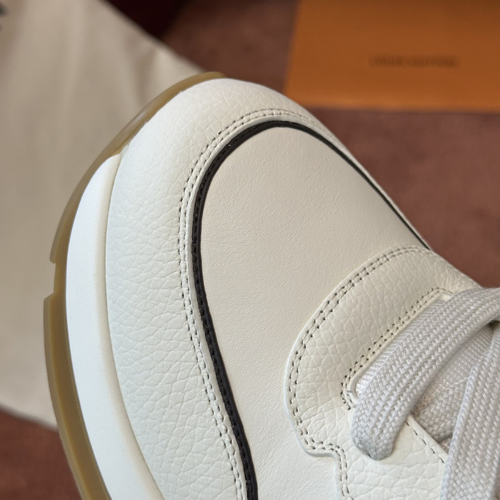 LV snekaers L0000804