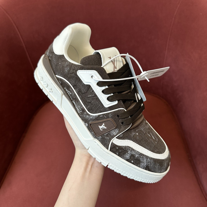LV snekaers L0000821