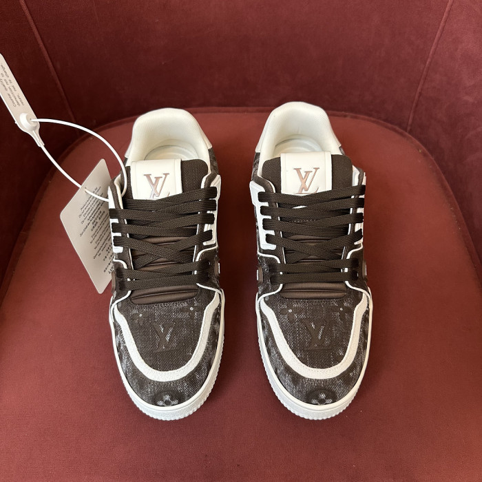 LV snekaers L0000821