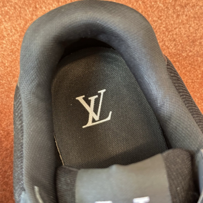 LV snekaers L0000559