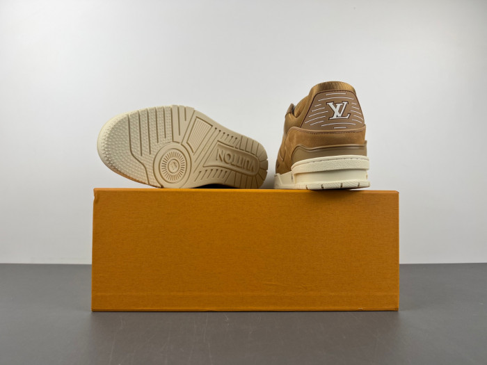 LV snekaers L0000533