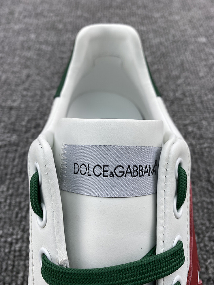 DG Sneaker 44