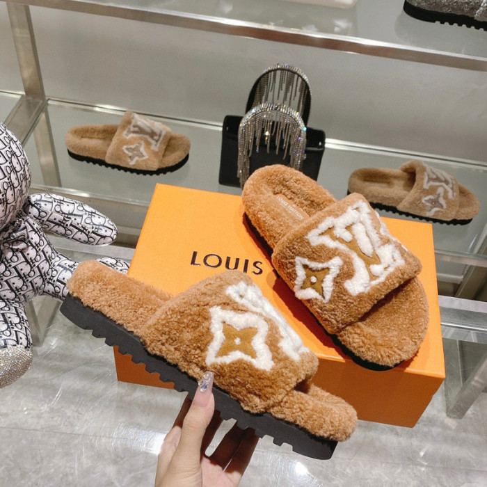 L&V sandal 107