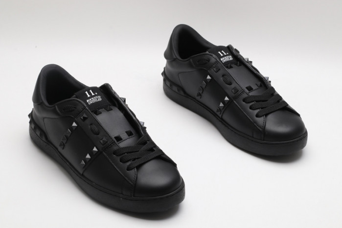 Va1e*ntin0 sneakers vt035