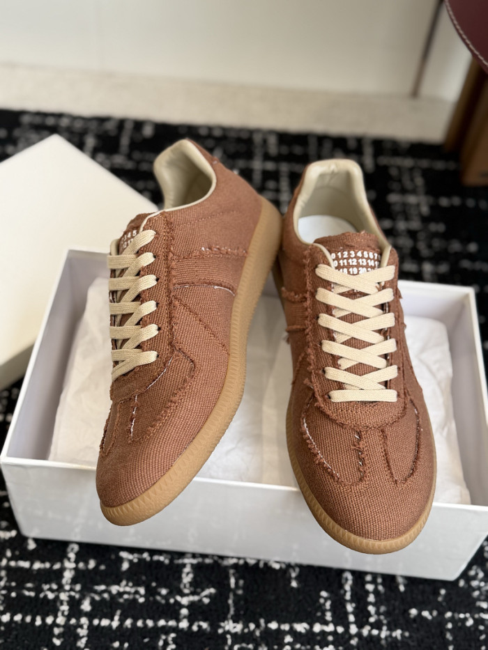 Ma1s0n Marg*e1a CALFSKIN S57WS0441