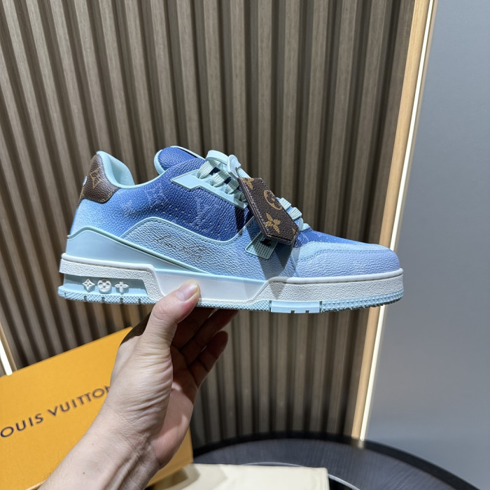 LV snekaers L0000776