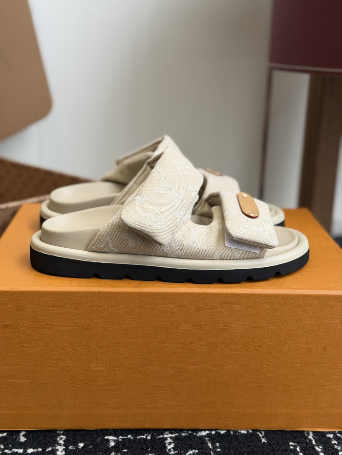 L&V sandal 254