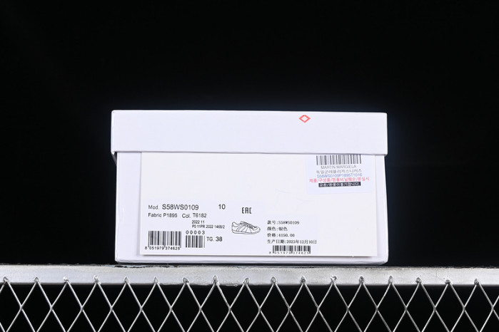 ma1s0n Marg*e1a calfskin silver s58ws0105