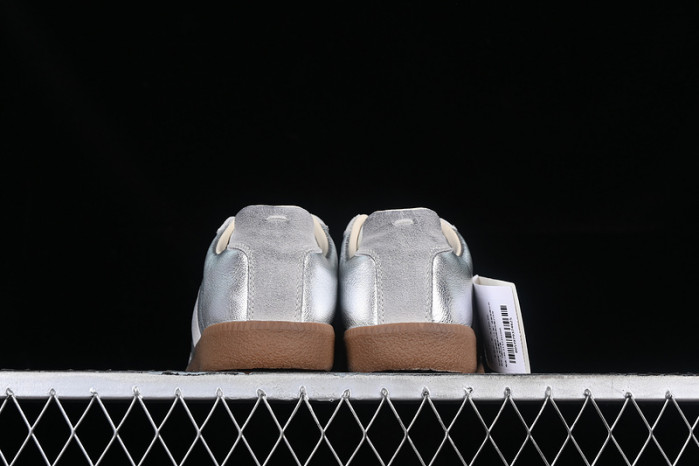 ma1s0n Marg*e1a calfskin silver s58ws0105