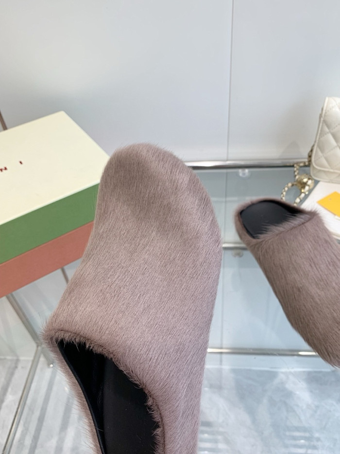 Marni Slides M009