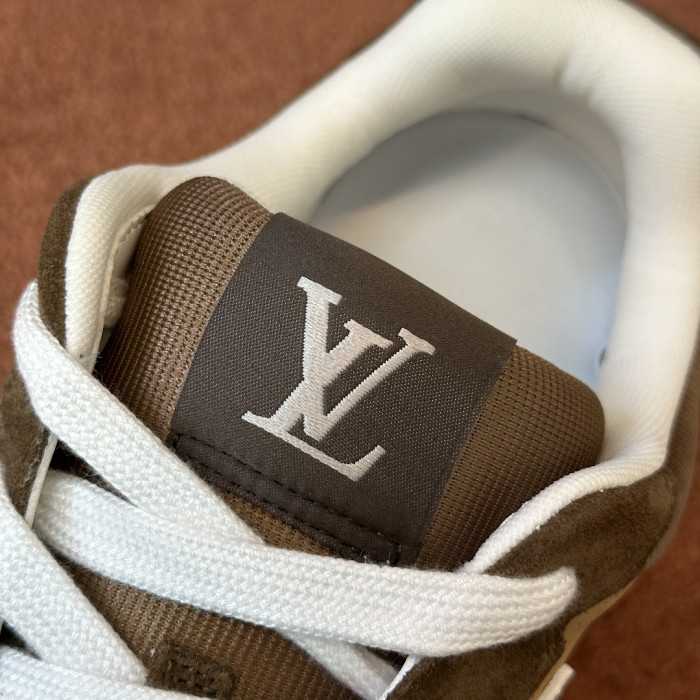 LV snekaers L0000811
