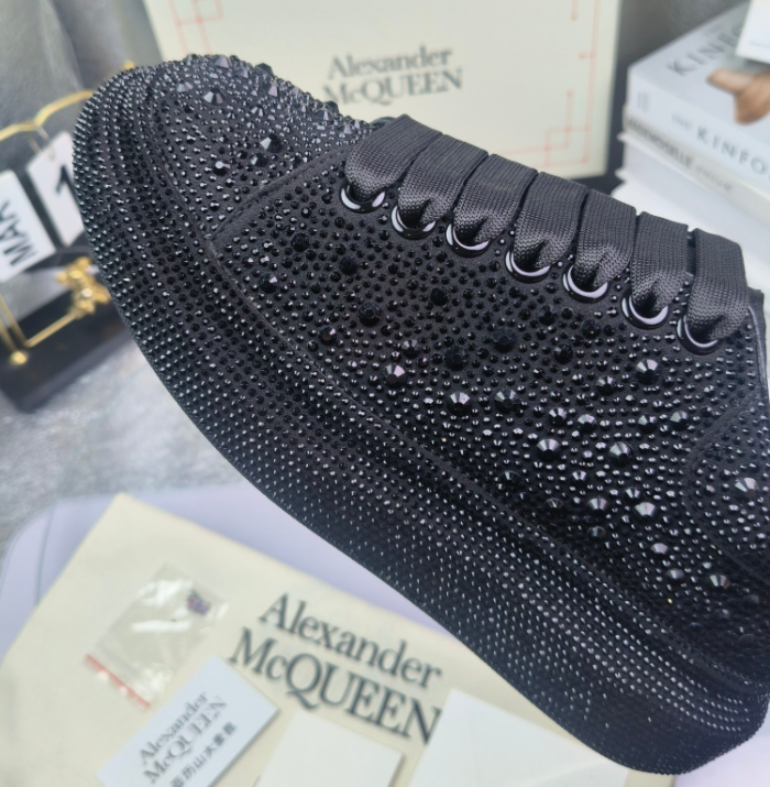 A1exa*der MCQ217
